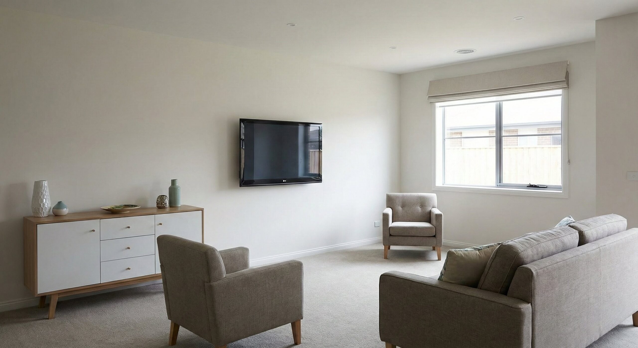 simple and claen living room Why Does My Home Look Weird