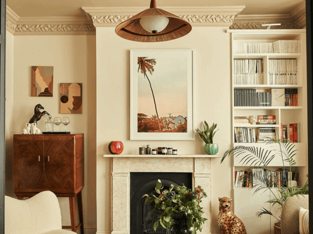 Airy Colour capping Modern Small Living room ideas